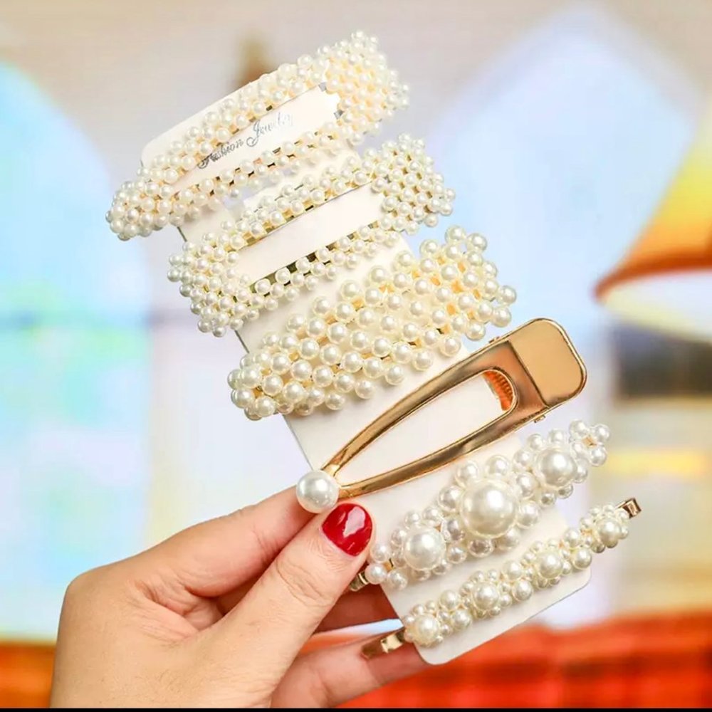 [OFFER NOW] Pearl Fashion Big Hair Clips Set